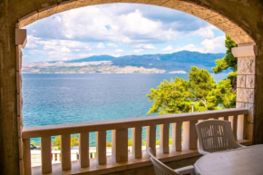 Apartment Lola above the sea